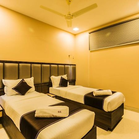 Hotel Golden Crown مومباي المظهر الخارجي الصورة
