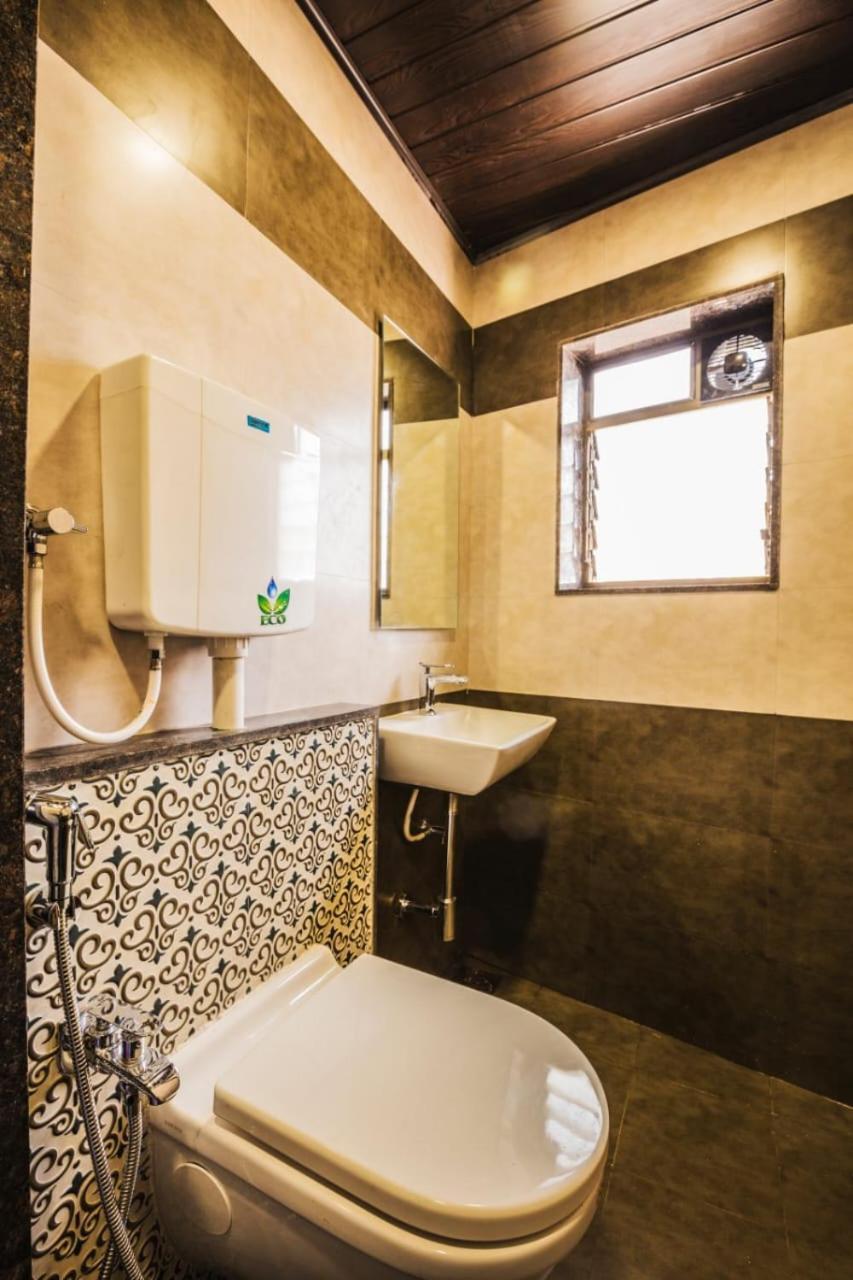 Hotel Golden Crown مومباي المظهر الخارجي الصورة