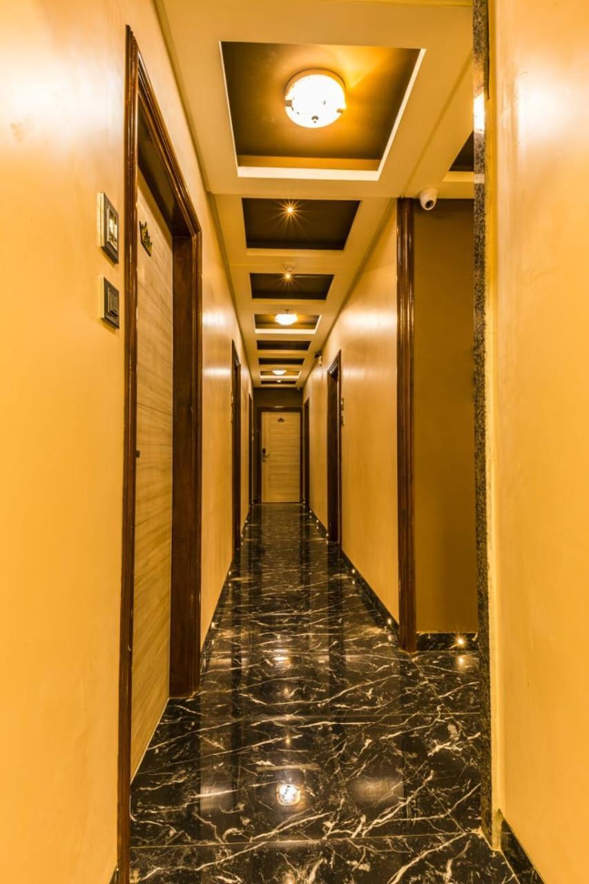 Hotel Golden Crown مومباي المظهر الخارجي الصورة