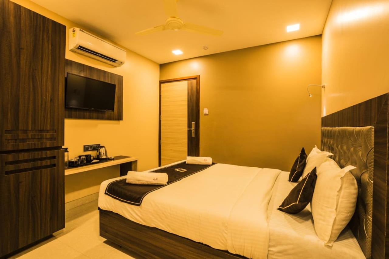 Hotel Golden Crown مومباي المظهر الخارجي الصورة